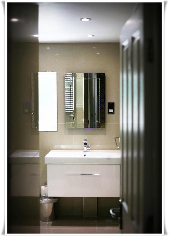 London Malvern Road Rooms To Let 객실 사진