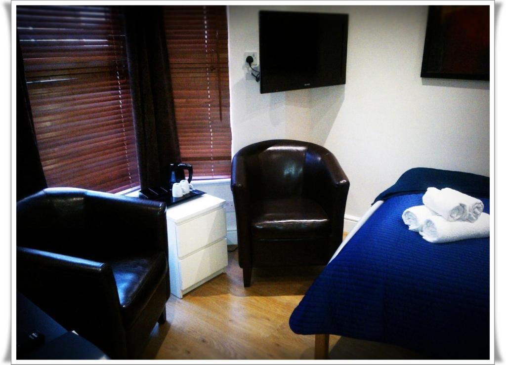 London Malvern Road Rooms To Let 객실 사진