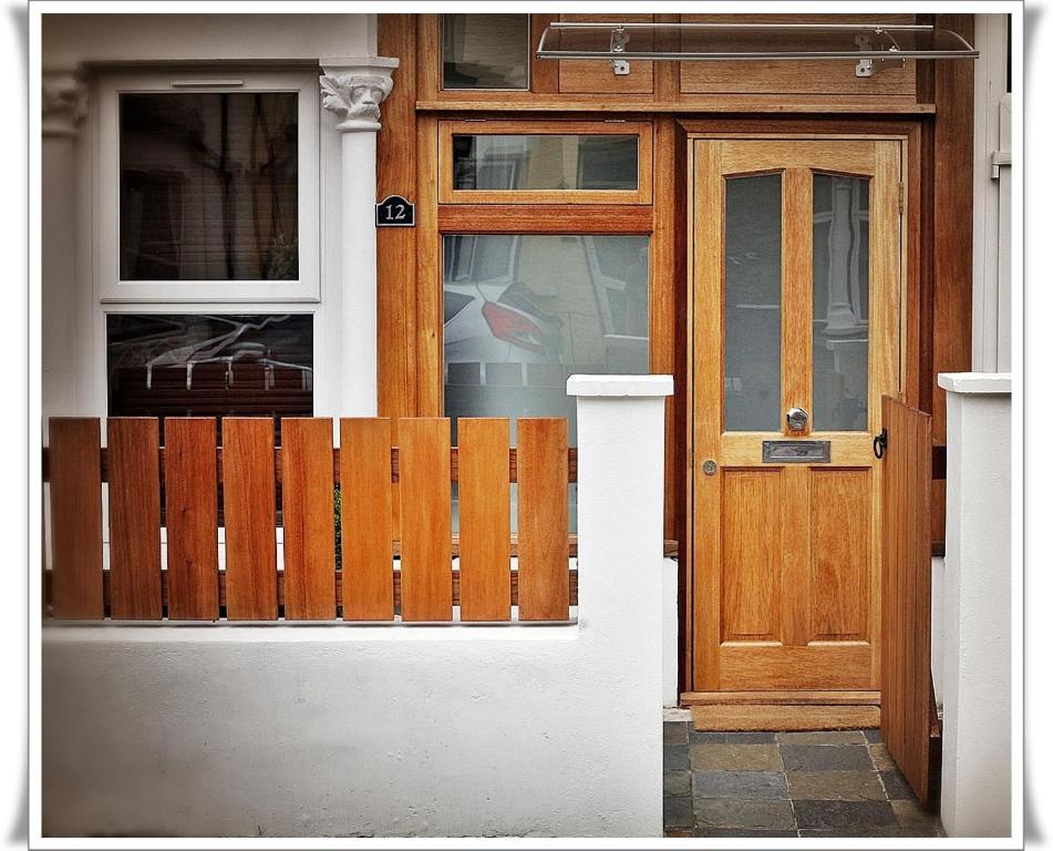 London Malvern Road Rooms To Let 객실 사진