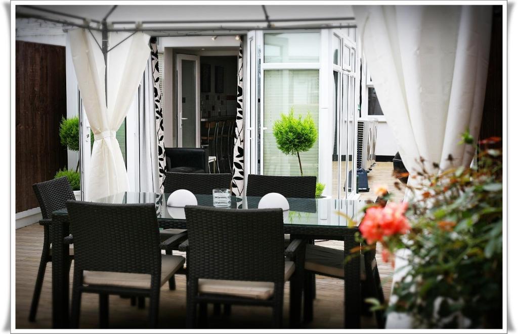 London Malvern Road Rooms To Let 객실 사진