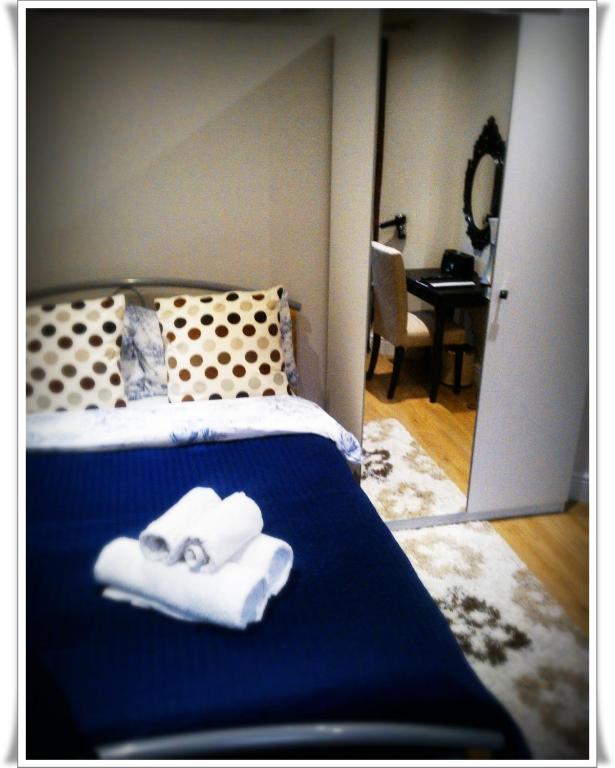 London Malvern Road Rooms To Let 객실 사진