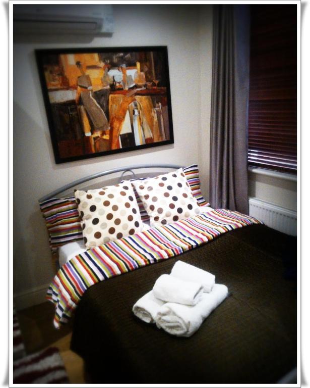 London Malvern Road Rooms To Let 객실 사진
